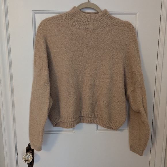 Sweater Bundle XS-S - Picture 8 of 10